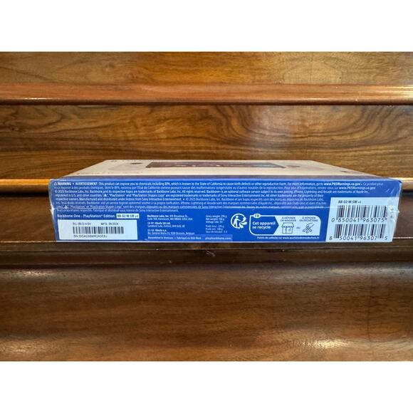 NEW Backbone One (Lightning) PlayStation Gaming Controller for iPhone - Picture 5 of 8